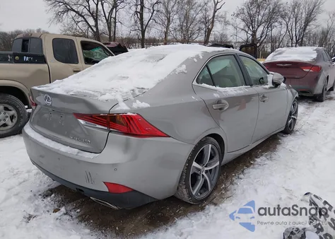 2018 Lexus Is 350 z USA, uszkodzony, nr VIN JTHCZ1D29J5014678